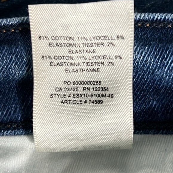 Aritzia Denim Forum The Lola Skinny Crop Jeans - Picture 7 of 9